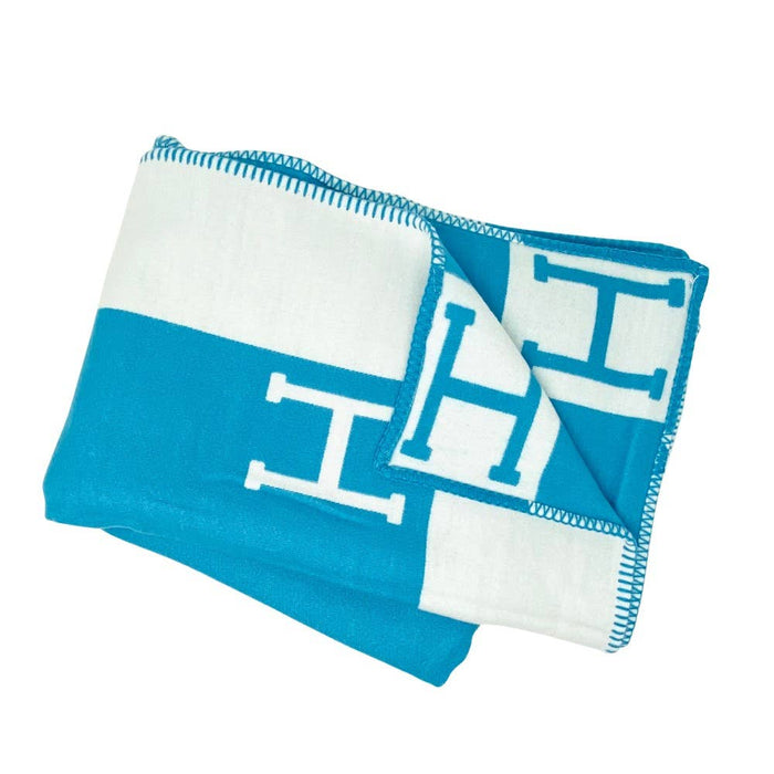H Blanket