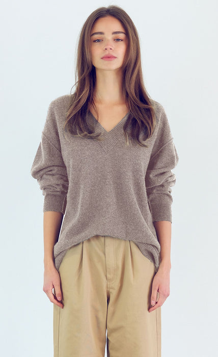 Kathryn McCarron Mila Oversized V-neck (oatmeal)