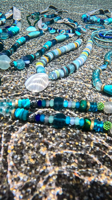 Twig and Twine Tribal Shell Necklace | Mixed Azul