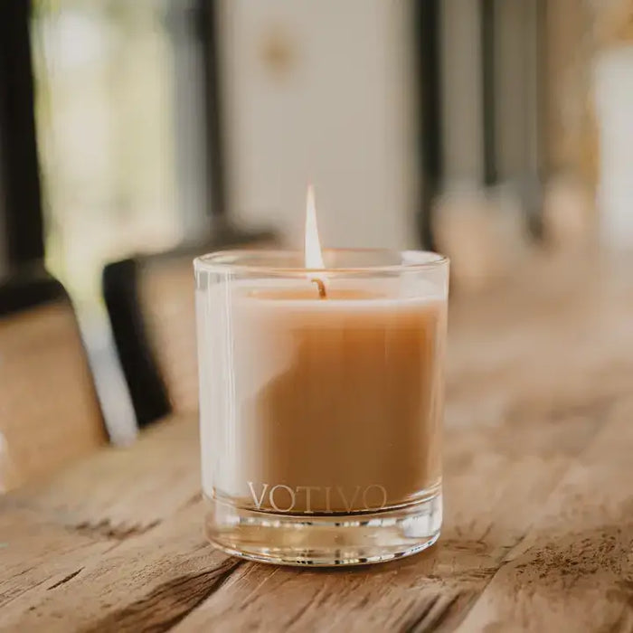 White Tea & Bergamot Signature 10 oz Candle