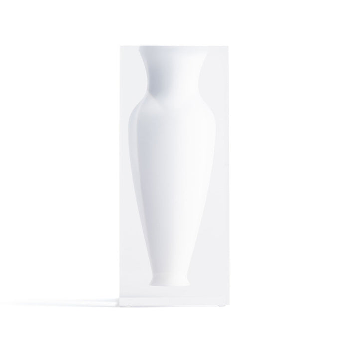 JR William Elizabeth Vase