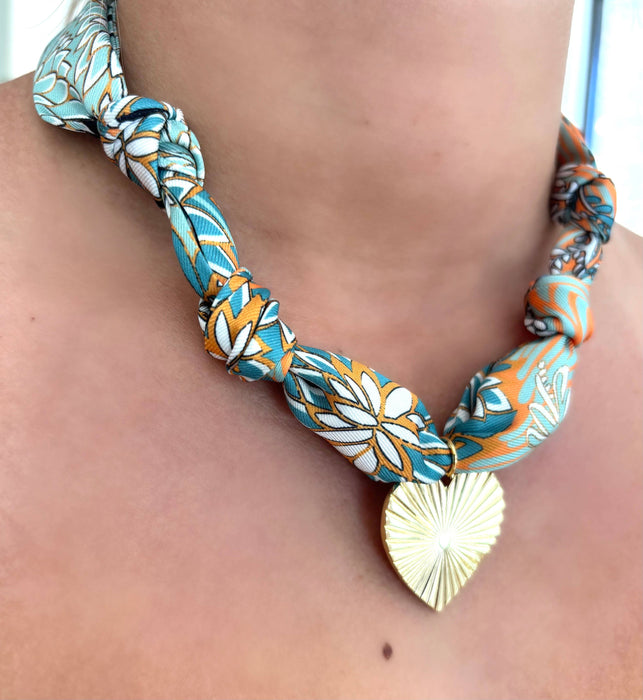 Calypso scarf necklace