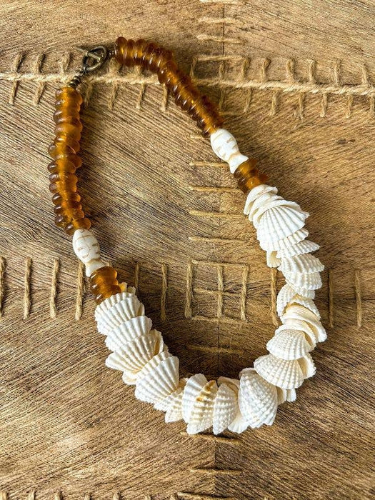 Twig and Twine Stacked Shell Necklace | Neutral