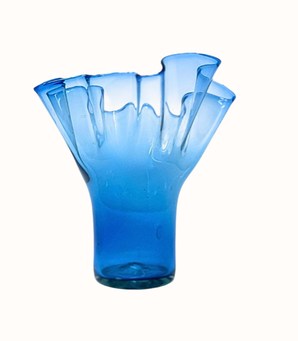 Lettuce Leaf Vase (Blue)