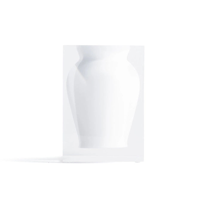 JR William Henry Vase