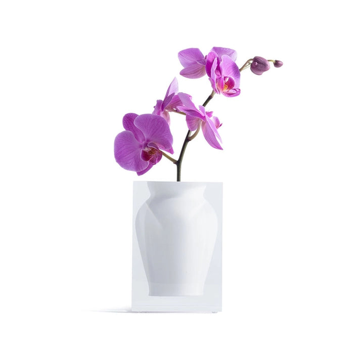 JR William Henry Vase