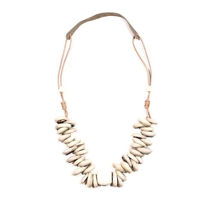 Cord Classic Necklace | Cowrie
