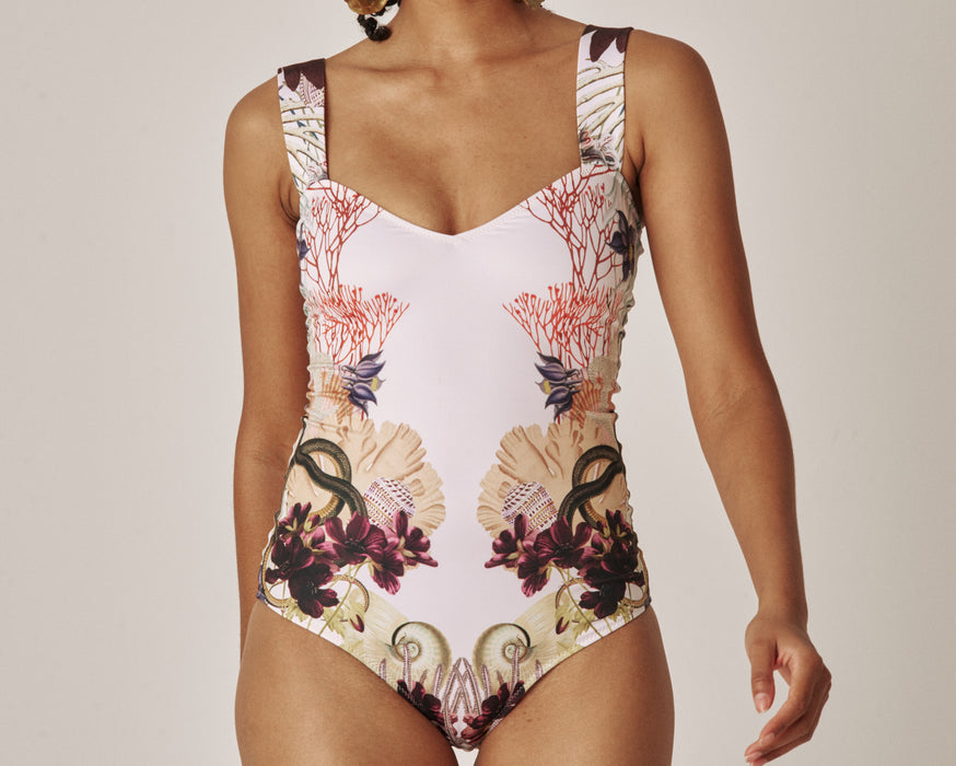 Carolina K Nadia One Piece (snake shells gard)